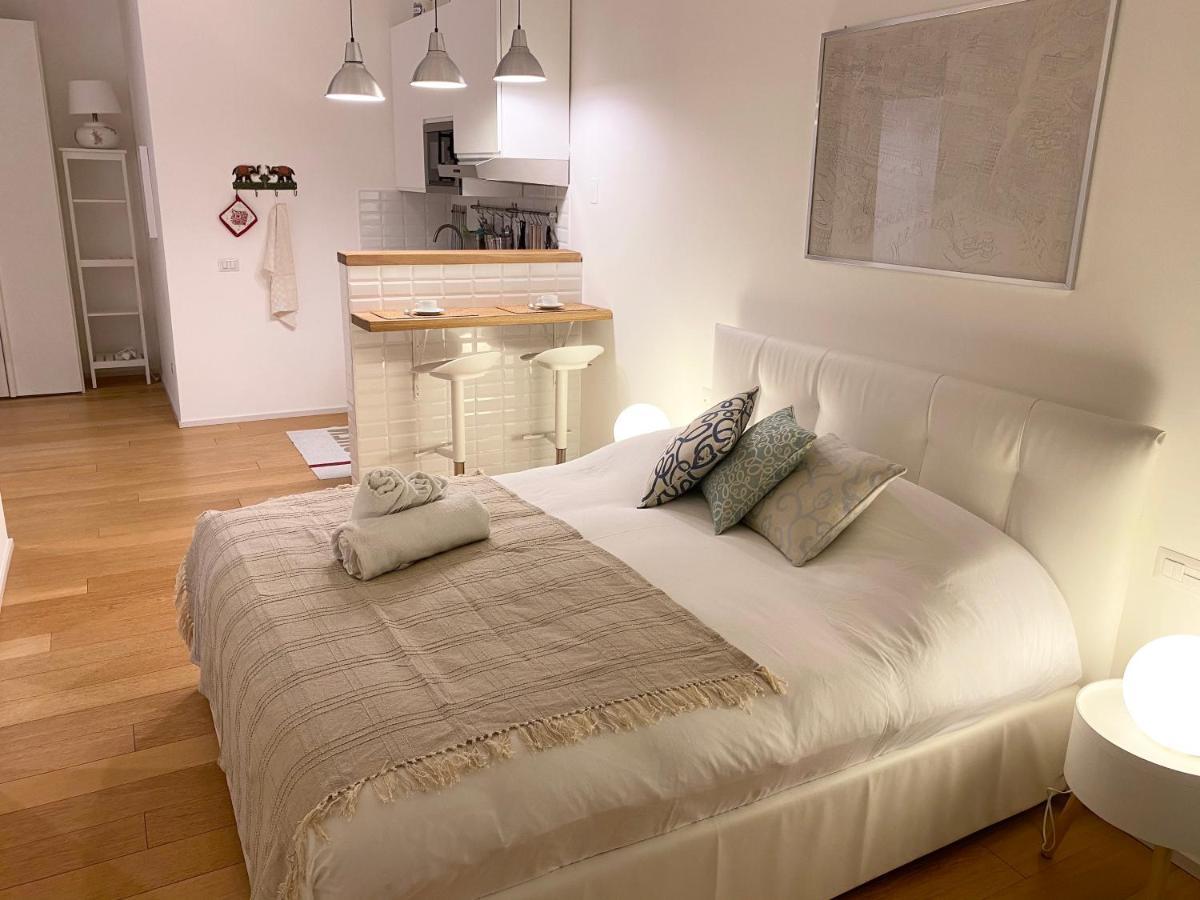 מילאנו Repubblica One Room Apartment מראה חיצוני תמונה