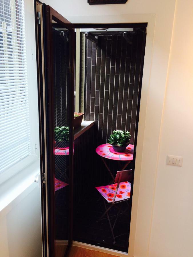 מילאנו Repubblica One Room Apartment מראה חיצוני תמונה